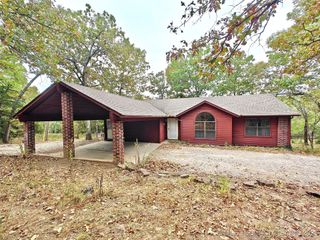 17039 W Maggie Road, Tahlequah, OK 74464