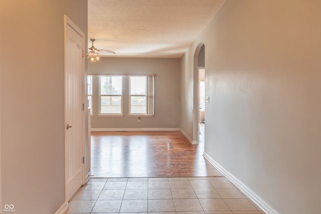 14461 Brook Meadow Drive, Mccordsville, IN 46055