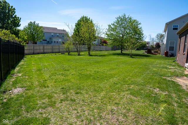 14461 Brook Meadow Drive, Mccordsville, IN 46055