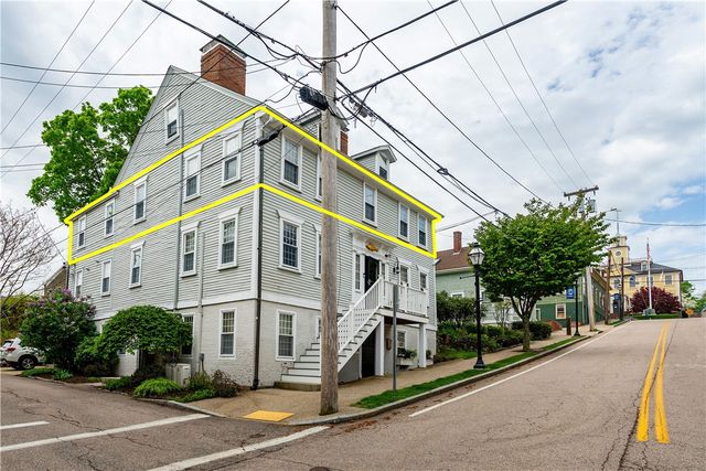 19 King Street 2, East Greenwich, RI 02818