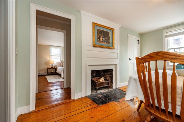 19 King Street 2, East Greenwich, RI 02818