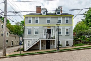 19 King Street 2, East Greenwich, RI 02818