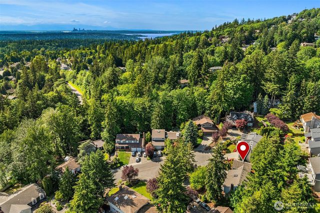 6220 146th Place SE, Bellevue, WA 98006