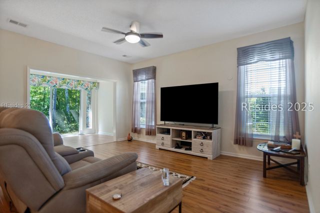 19 Dragonfly Dr, Bluffton, SC 29909