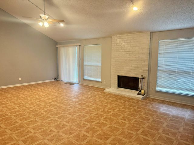 10422 Eagle Glen Drive, Houston, TX 77041