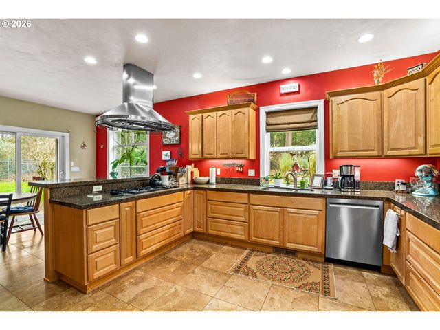 88952 CONRAD Rd, Veneta, OR 97487