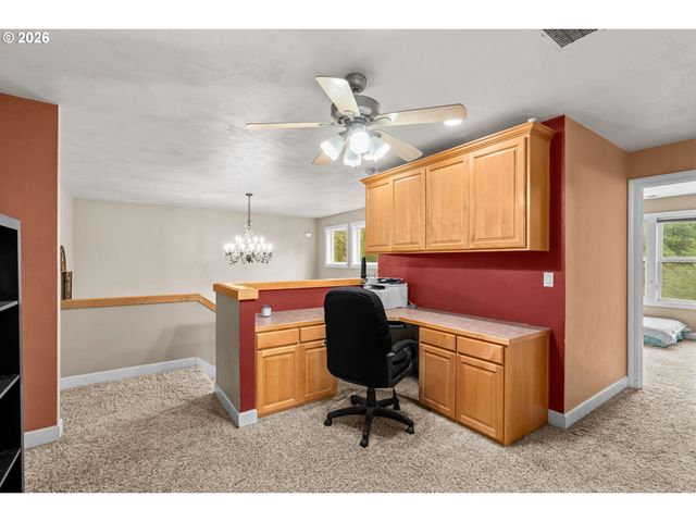 88952 CONRAD Rd, Veneta, OR 97487