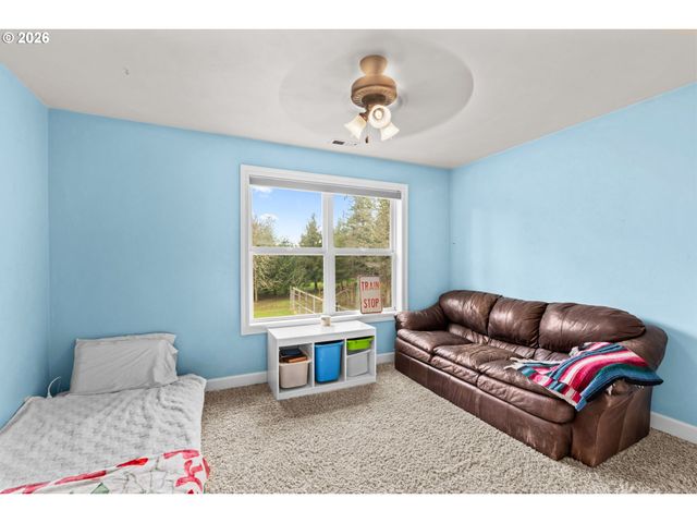 88952 CONRAD Rd, Veneta, OR 97487