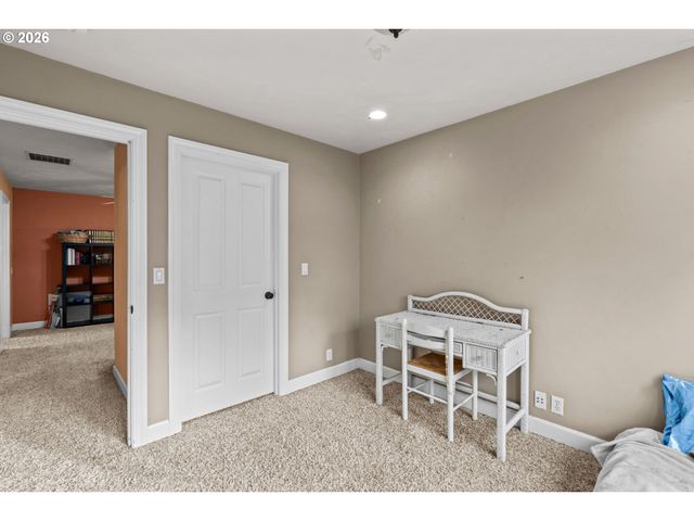 88952 CONRAD Rd, Veneta, OR 97487