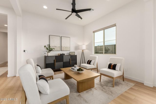 4300 S AMETHYST Drive, Chandler, AZ 85249