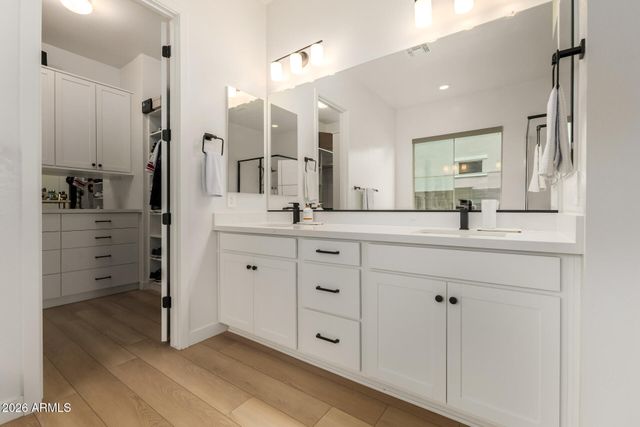 4300 S AMETHYST Drive, Chandler, AZ 85249