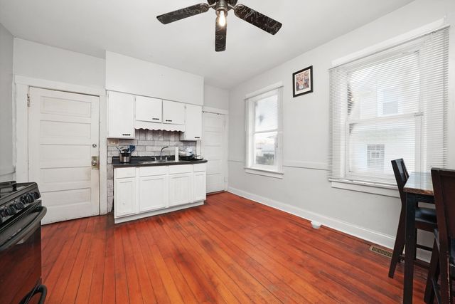1017 MCALISTER Avenue, North Chicago, IL 60064