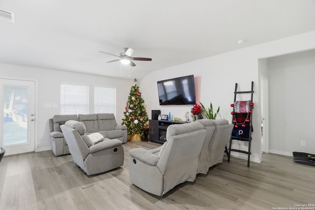 18207 Ansley, San Antonio, TX 78247