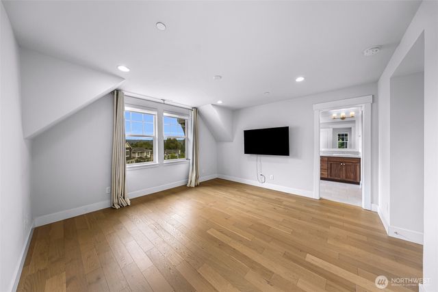 26728 NE Walden Way, Duvall, WA 98019