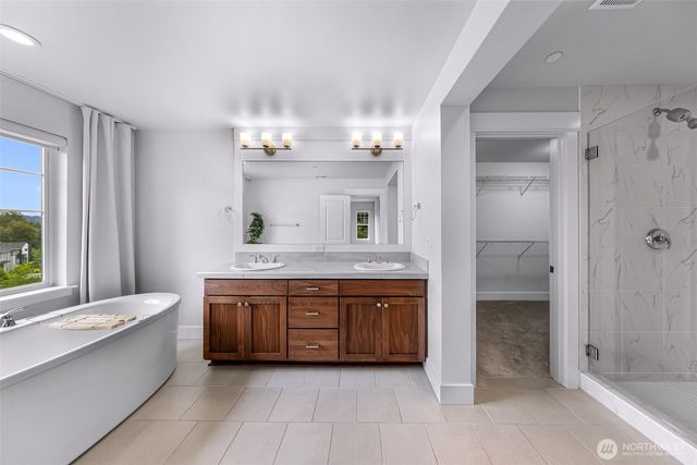 26728 NE Walden Way, Duvall, WA 98019
