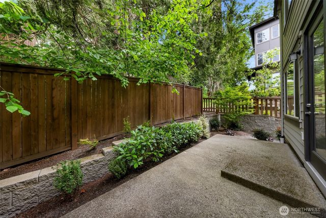 26728 NE Walden Way, Duvall, WA 98019