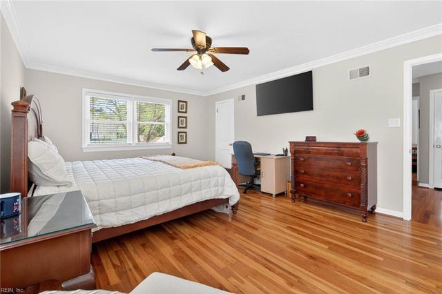 728 Queen Elizabeth DR, Virginia Beach, VA 23452