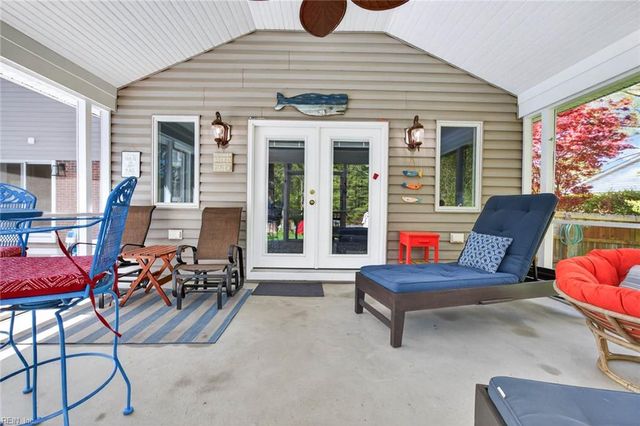 728 Queen Elizabeth DR, Virginia Beach, VA 23452