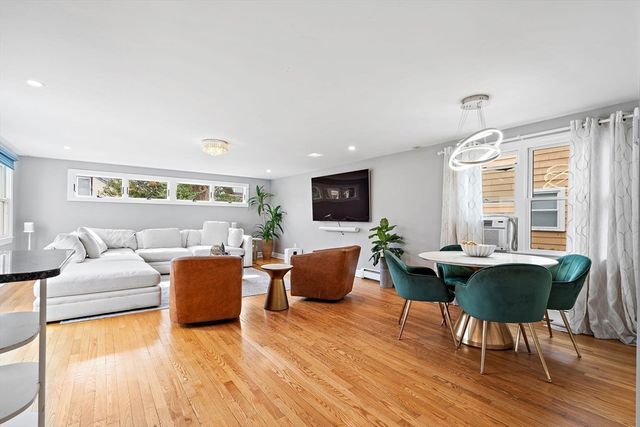 28 Dexter Rd, Lexington, MA 02420