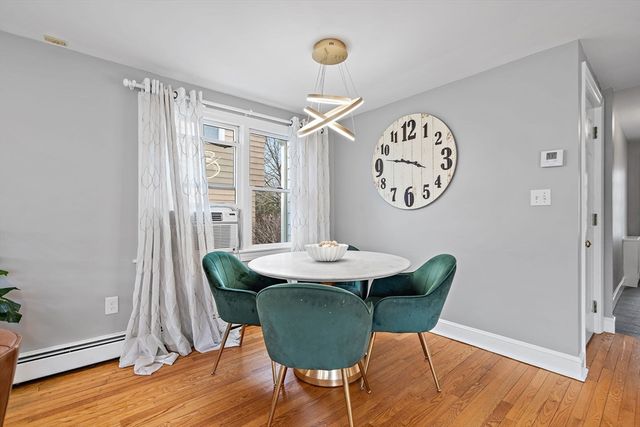 28 Dexter Rd, Lexington, MA 02420