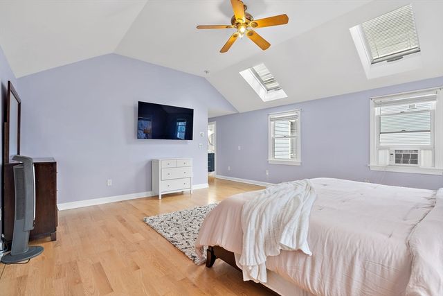 28 Dexter Rd, Lexington, MA 02420