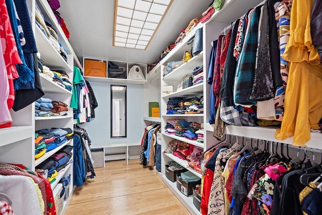 28 Dexter Rd, Lexington, MA 02420