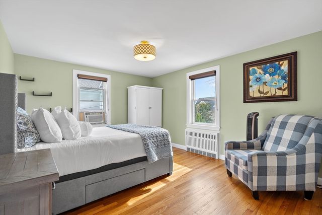 28 Dexter Rd, Lexington, MA 02420