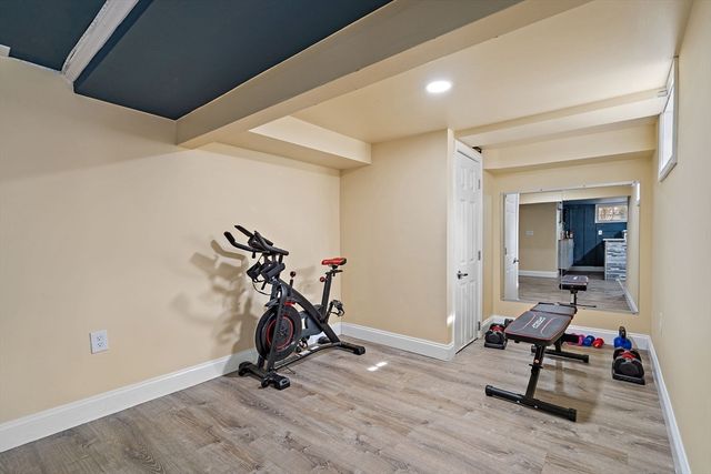 28 Dexter Rd, Lexington, MA 02420