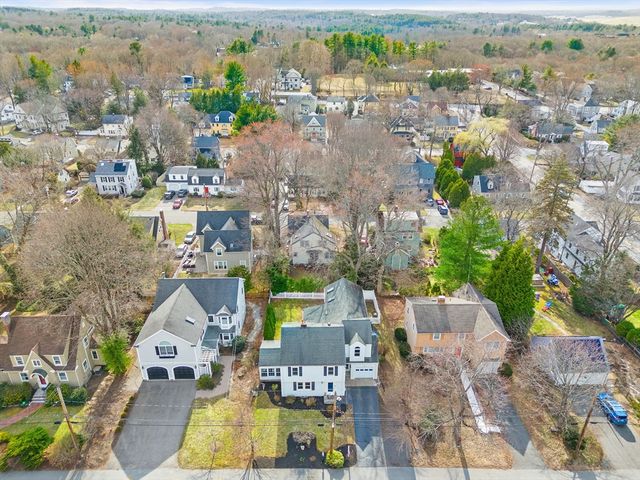 28 Dexter Rd, Lexington, MA 02420