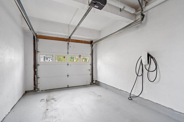 28 Dexter Rd, Lexington, MA 02420