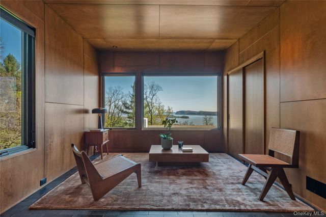 15 Finney Farm Road, Croton-on-hudson, NY 10520