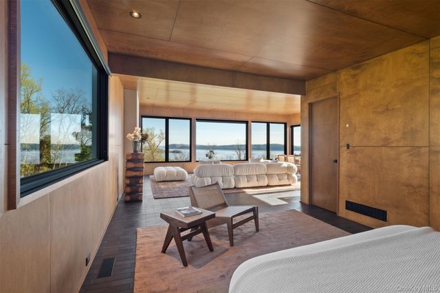 15 Finney Farm Road, Croton-on-hudson, NY 10520