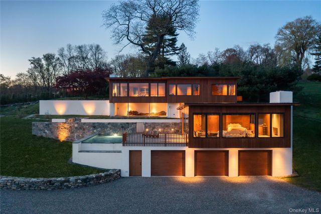 15 Finney Farm Road, Croton-on-hudson, NY 10520