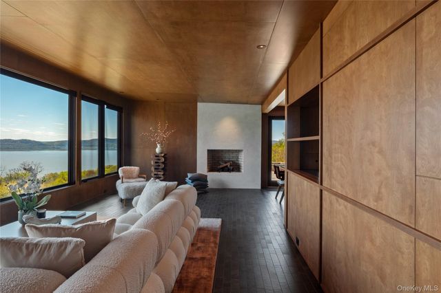 15 Finney Farm Road, Croton-on-hudson, NY 10520