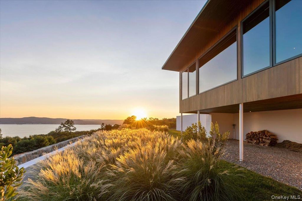 15 Finney Farm Road, Croton-on-hudson, NY 10520