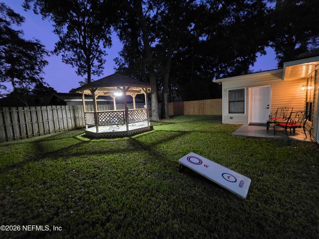 7411 COLONY COVE Lane, Jacksonville, FL 32277