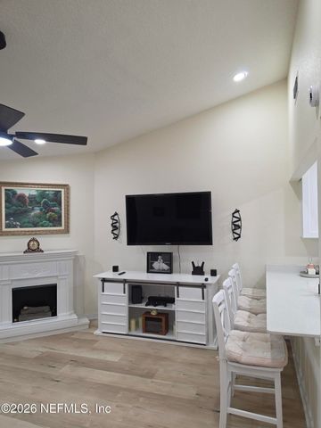7411 COLONY COVE Lane, Jacksonville, FL 32277