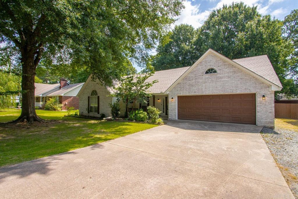 404 Galina Street, Beebe, AR 72012