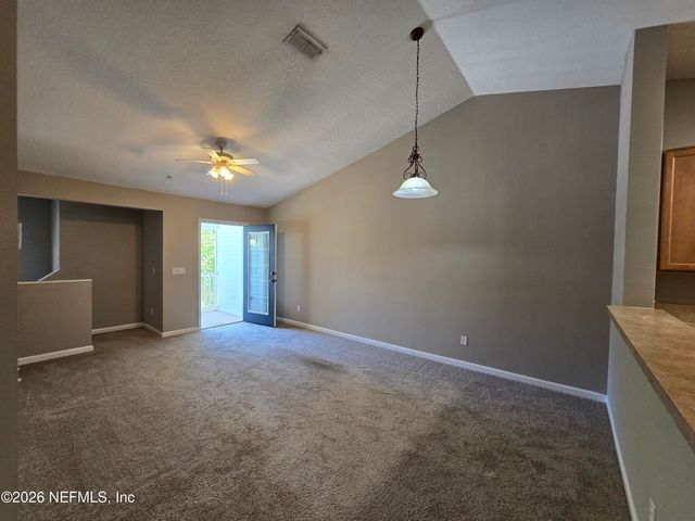 575 OAKLEAF PLANTATION Parkway 710, Orange Park, FL 32065