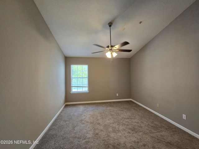 575 OAKLEAF PLANTATION Parkway 710, Orange Park, FL 32065