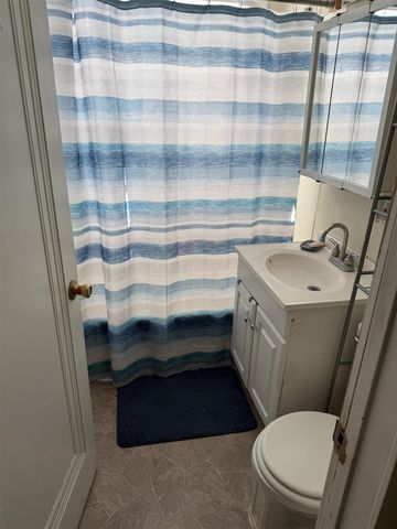616 W High Street, Bangor, MI 49013