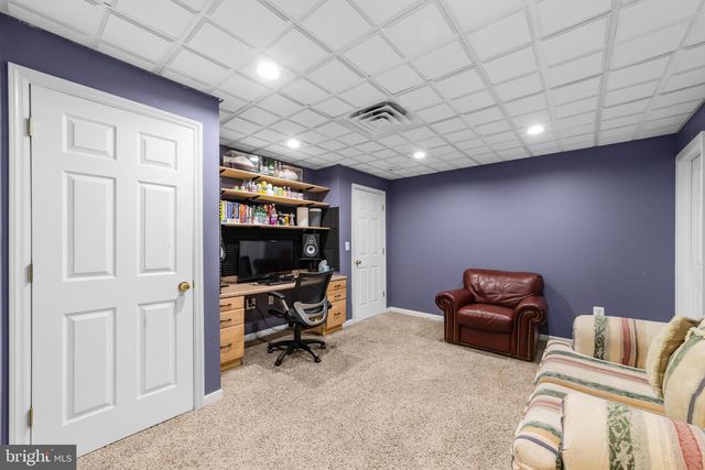 52 SPRUCE MEADOWS DR, Monroe Township, NJ 08831