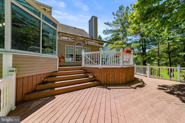 52 SPRUCE MEADOWS DR, Monroe Township, NJ 08831
