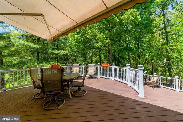 52 SPRUCE MEADOWS DR, Monroe Township, NJ 08831