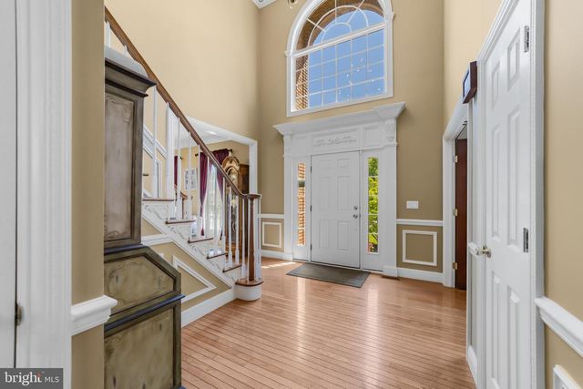 52 SPRUCE MEADOWS DR, Monroe Township, NJ 08831