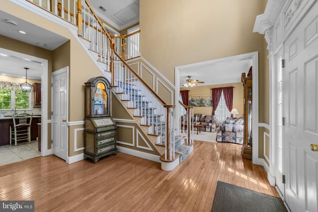 52 SPRUCE MEADOWS DR, Monroe Township, NJ 08831