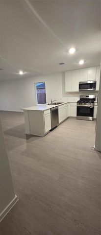 2324 Millard Creek, League City, TX 77573