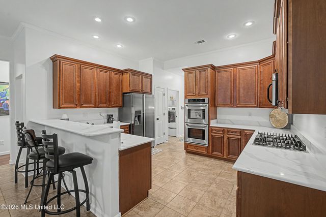 7459 Featherston Cove, Olive Branch, MS 38654