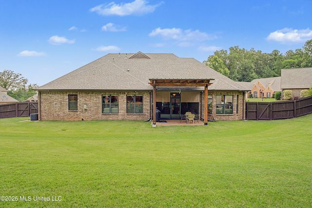 7459 Featherston Cove, Olive Branch, MS 38654