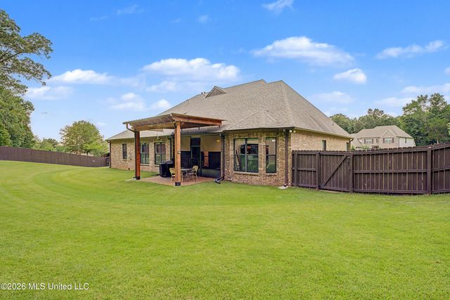 7459 Featherston Cove, Olive Branch, MS 38654